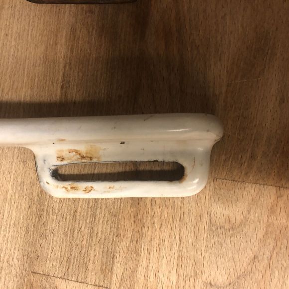 Vintage White Ceramic Towel Bar Rack Rod Post Holder Farmhouse - Picture 5 of 7